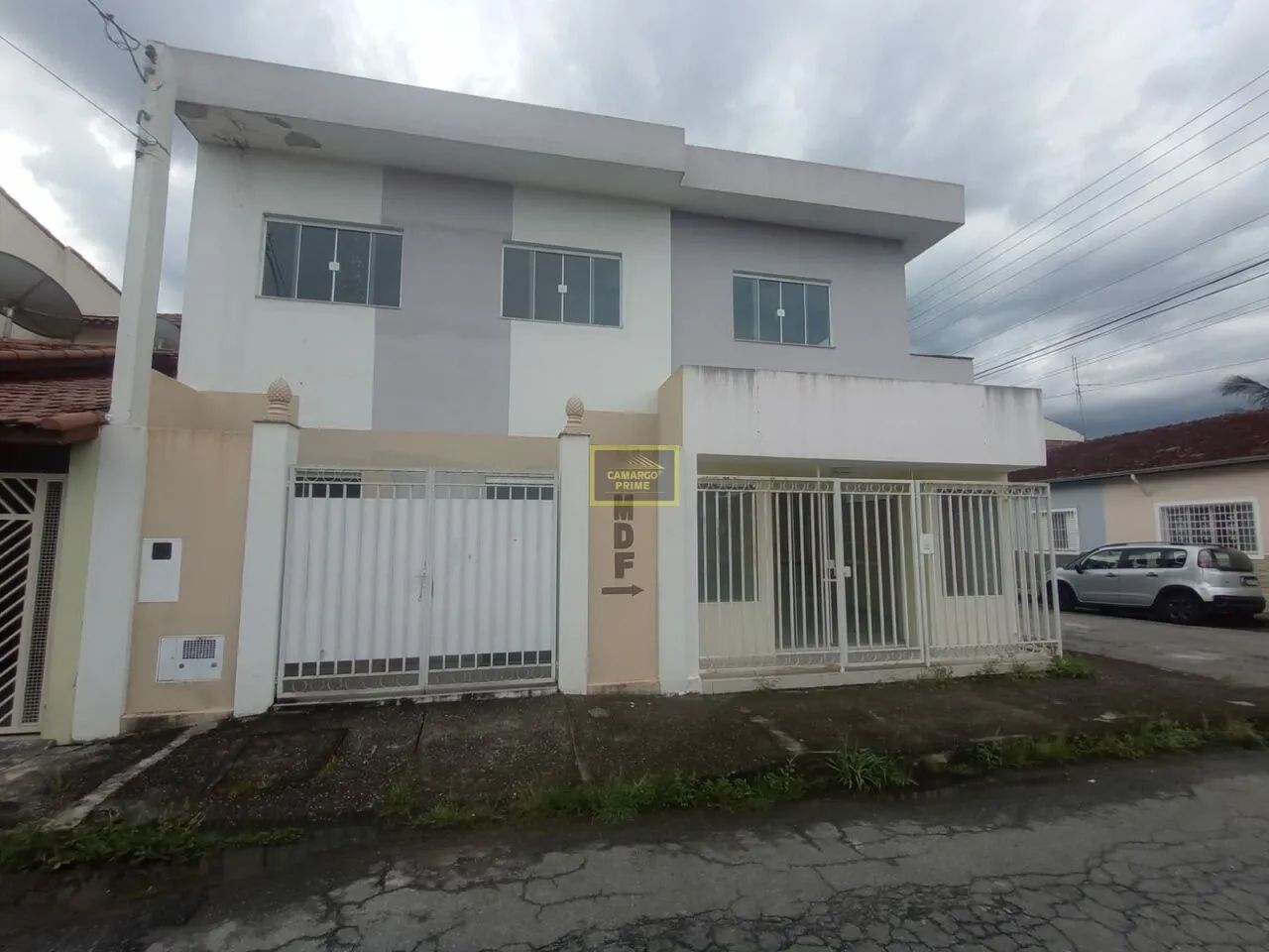 Casa à Venda em Lorena