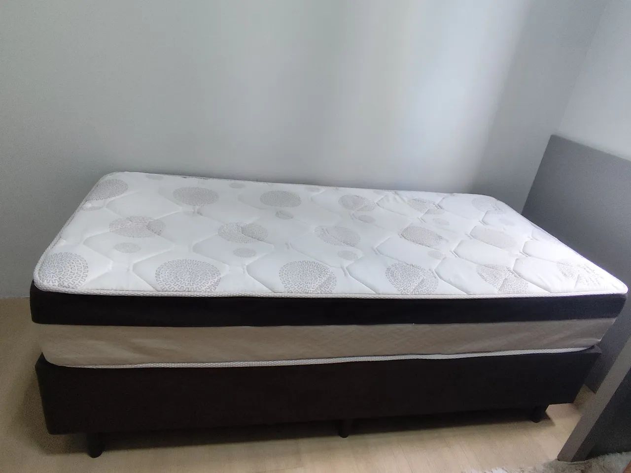 Cama Solteiro ( box + colchão) - Foto 4