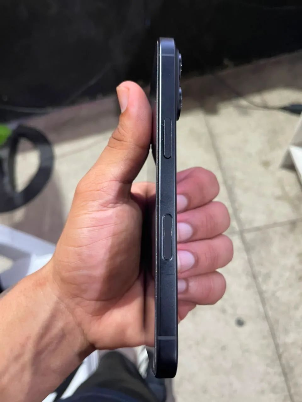 iPhone 16  - Foto 3