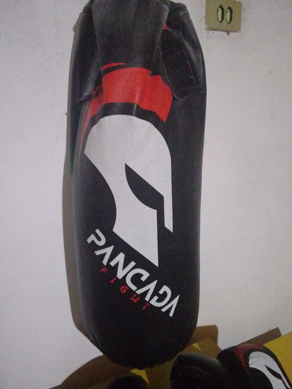 Luva de boxe maximum mais saco de pancada e luva brinde  - Foto 2