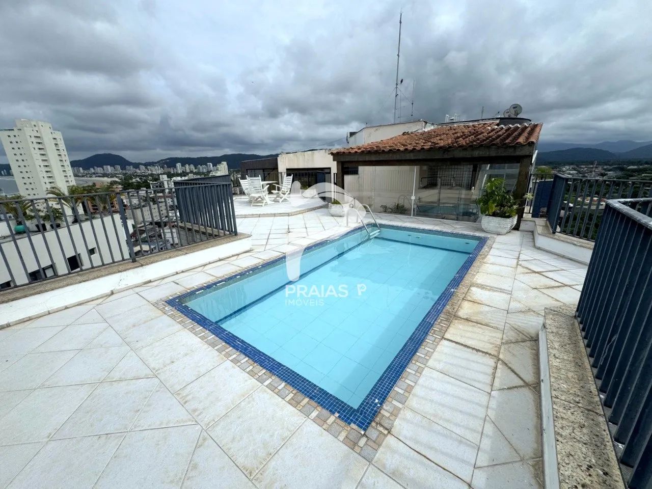 Cobertura Duplex com piscina, 4 dormitórios, Enseada, Guarujá