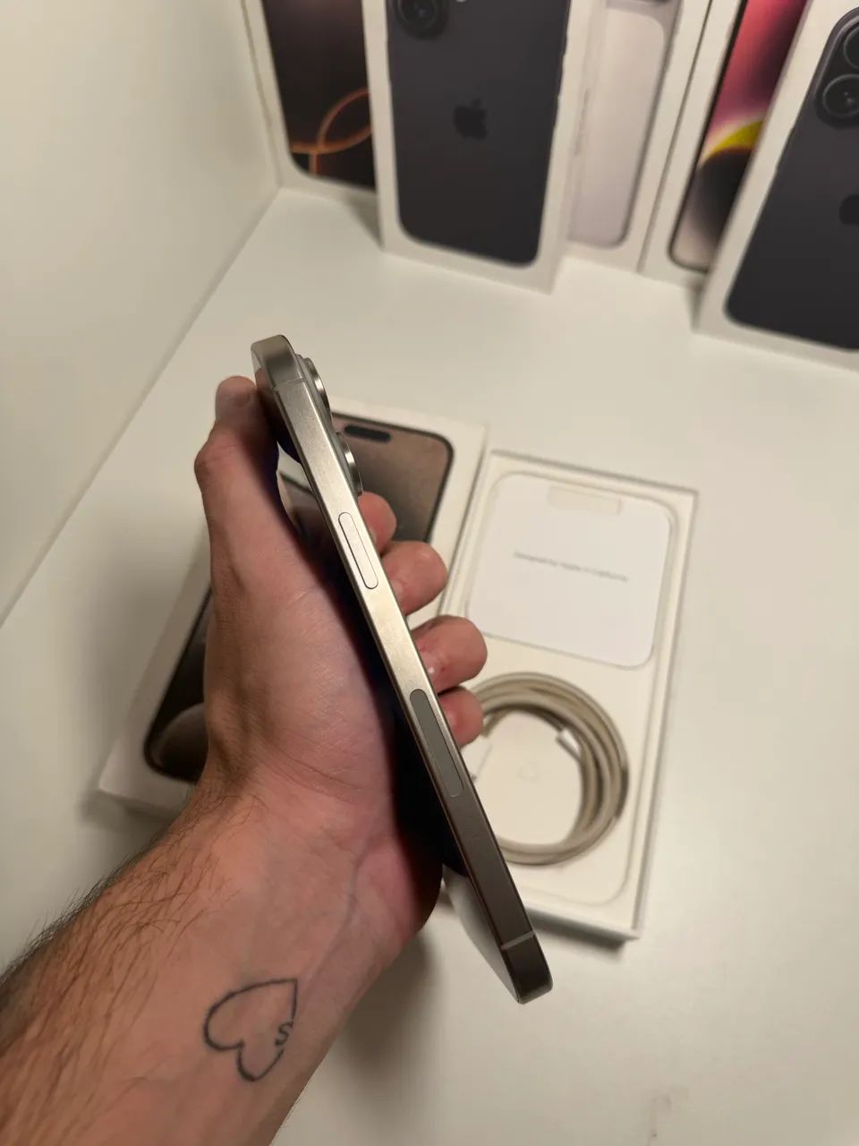 Iphone 15 pro max - Foto 5