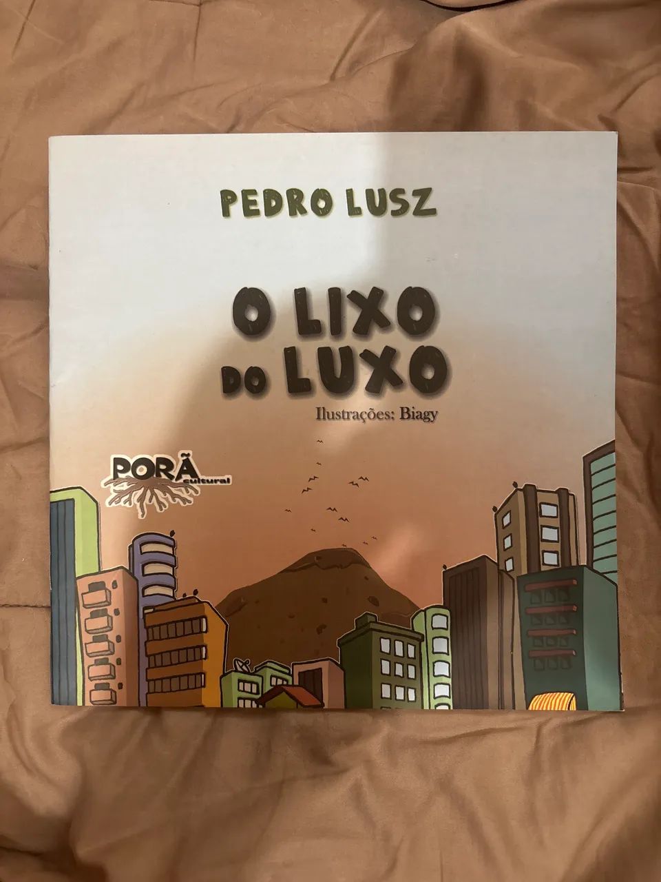 O lixo do luxo