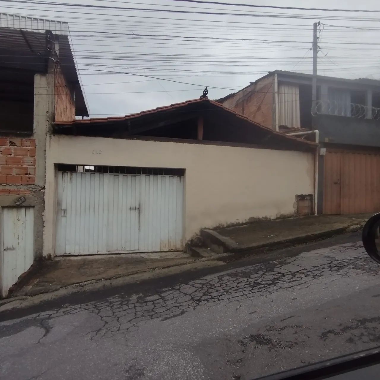 Casa 3 quartos+ kitnet nos fundos, Vista do Sol  - Foto 2