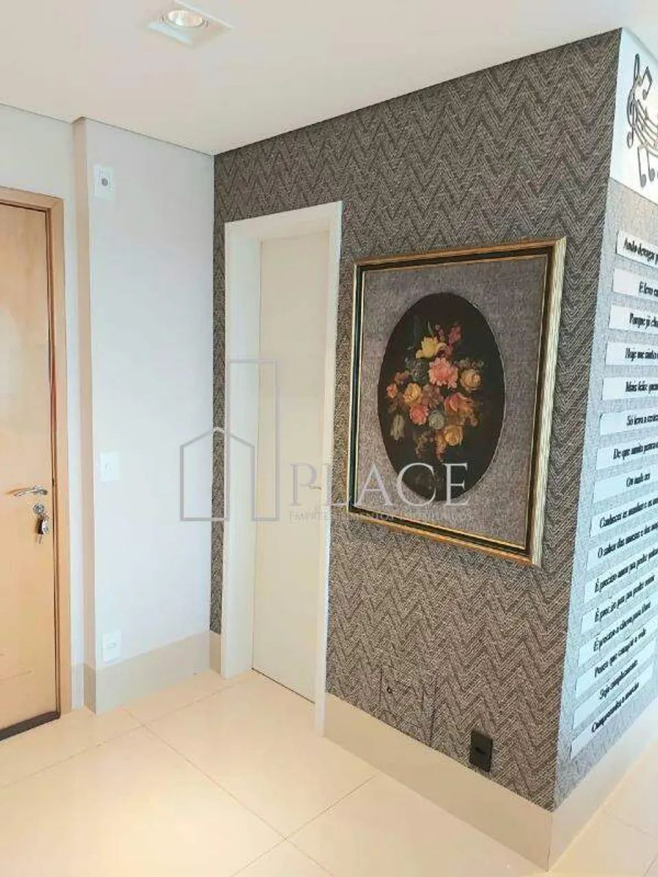 Apartamento à Venda no Edifício Marselha com 3 Suítes - Foto 2