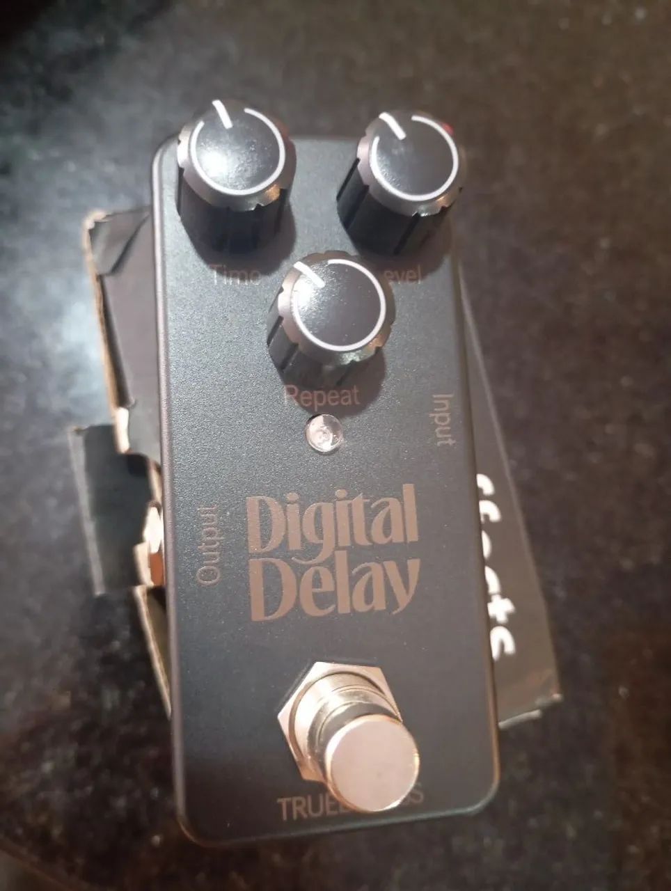 pedal de efeito Digital Delay para guitarra ou baixo.