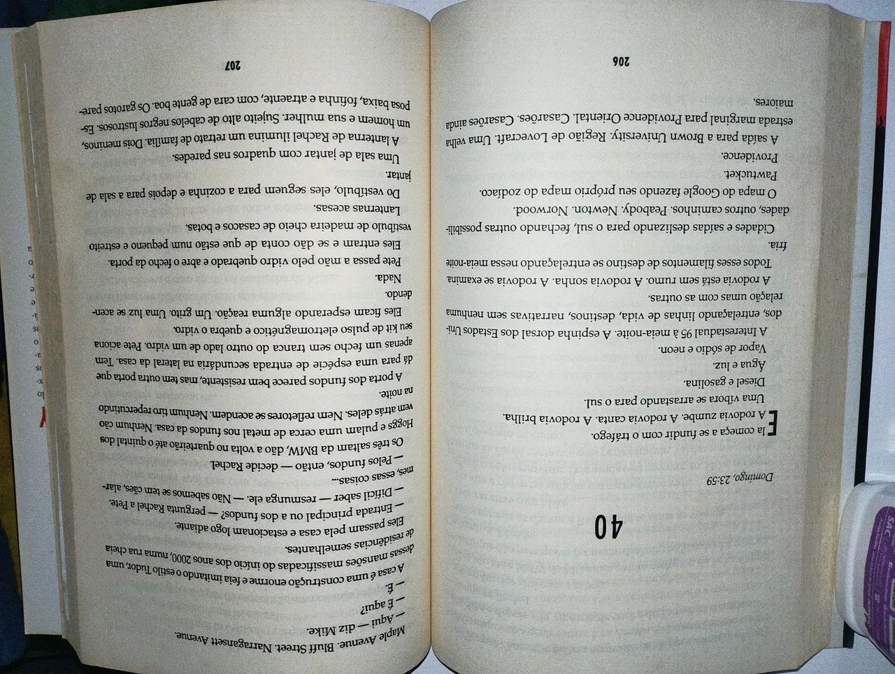 Livro A Corrente - Adrian McKinty - Foto 3