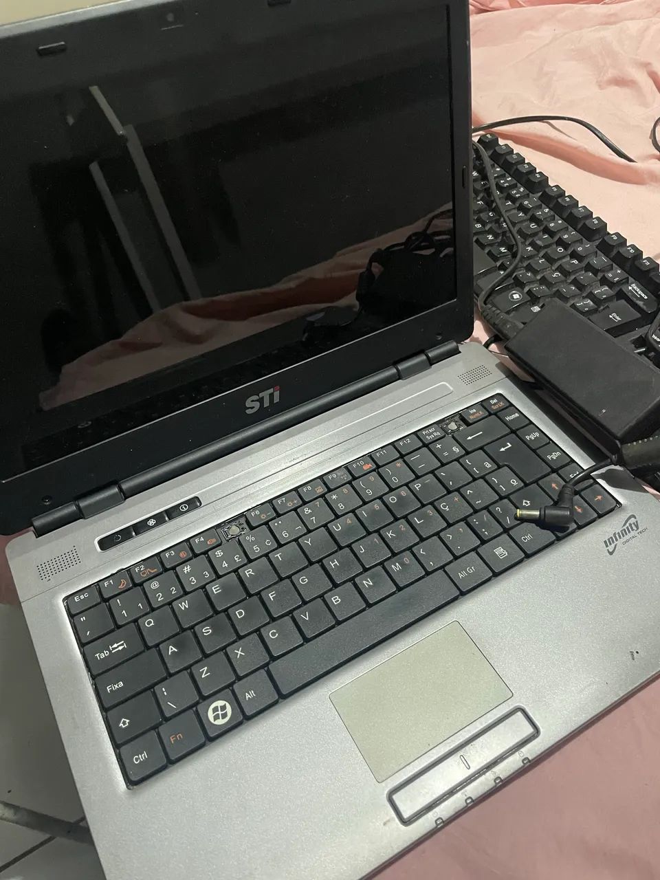 NOTEBOOK  - Foto 2