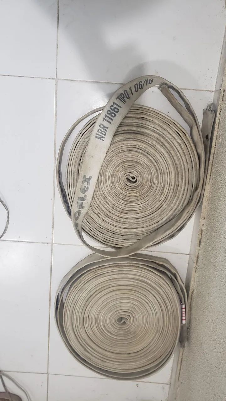 6 mangueira de incêndio 