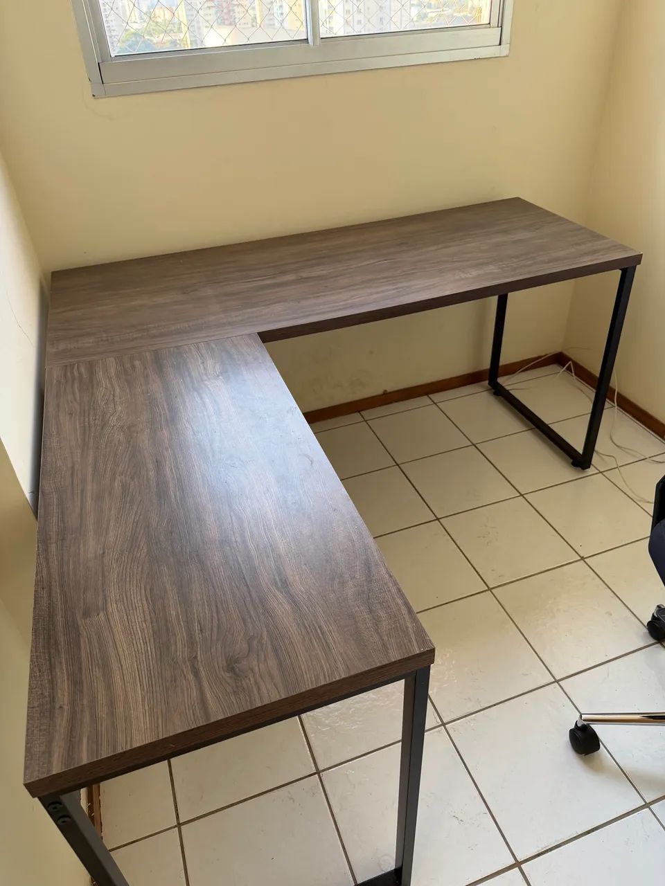 Mesa Em L de escritório  - Foto 2