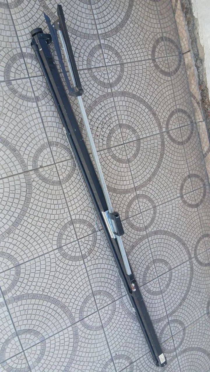 Tela de projetor portátil visograf 2,00 x 2,00. - Foto 2