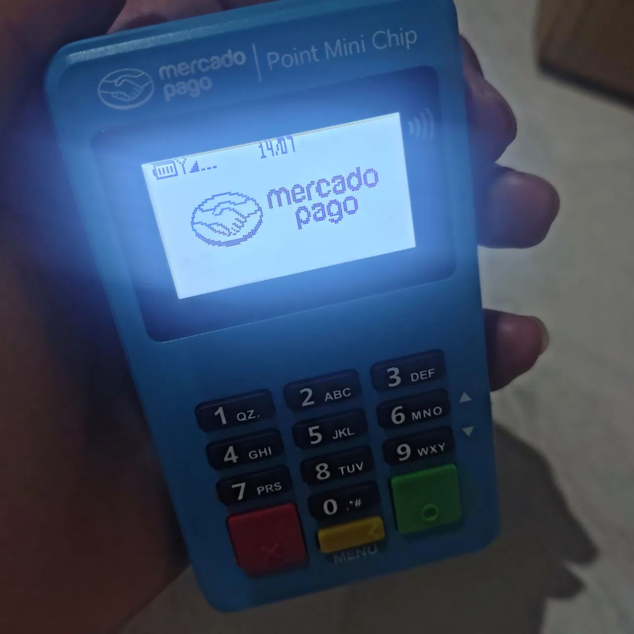 Maquininha de cartão - peça já a sua Point Mini Chip.