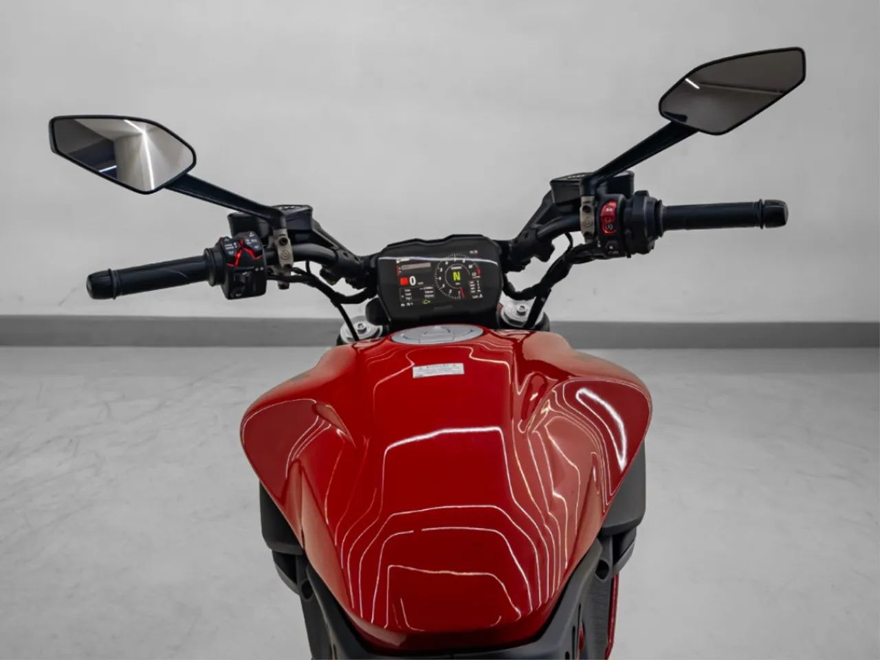Ducati Diavel v4 2024 - Foto 5