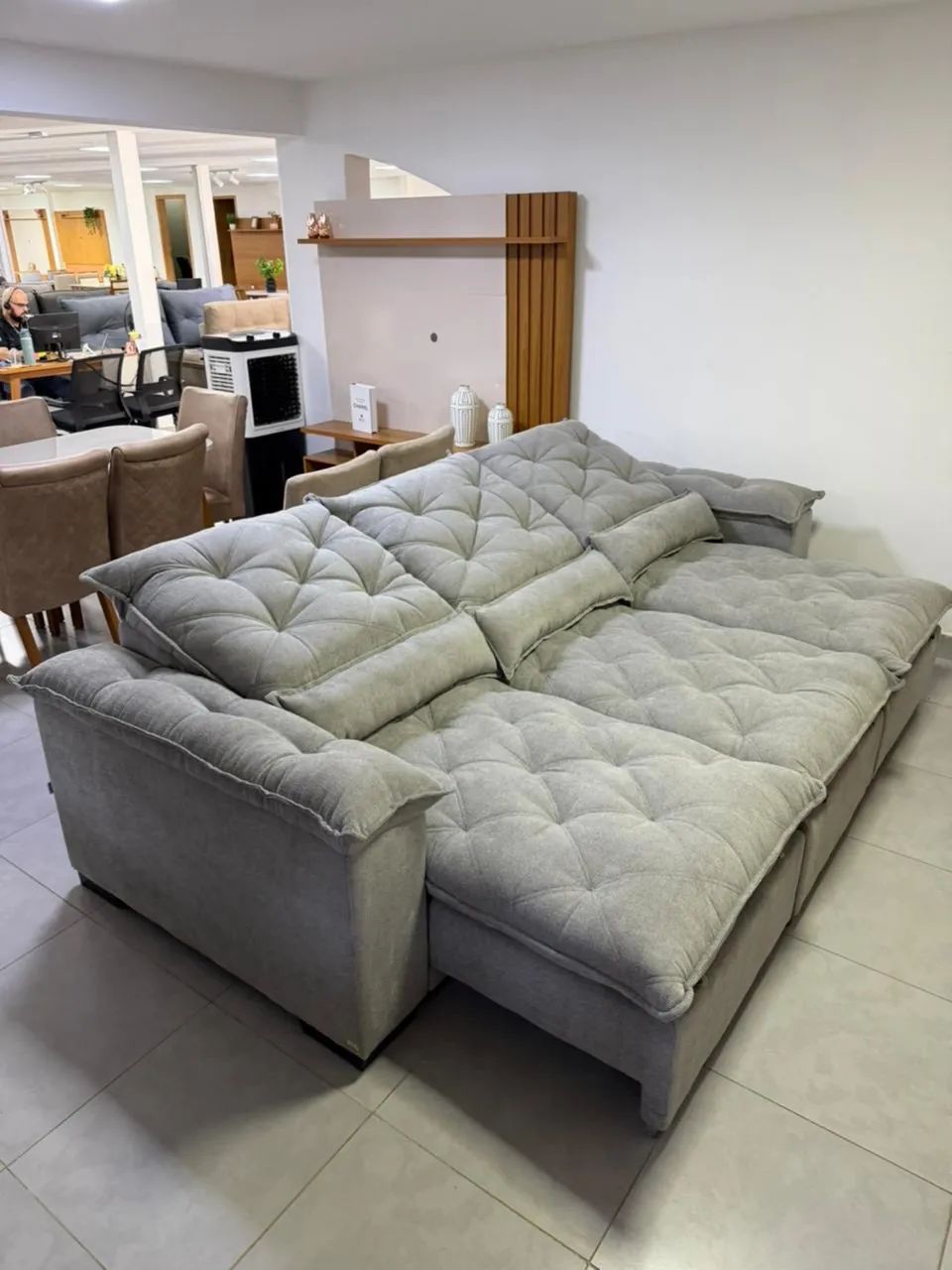 Sofá retratril reclinavel 2.90 Imperio linho - Foto 3