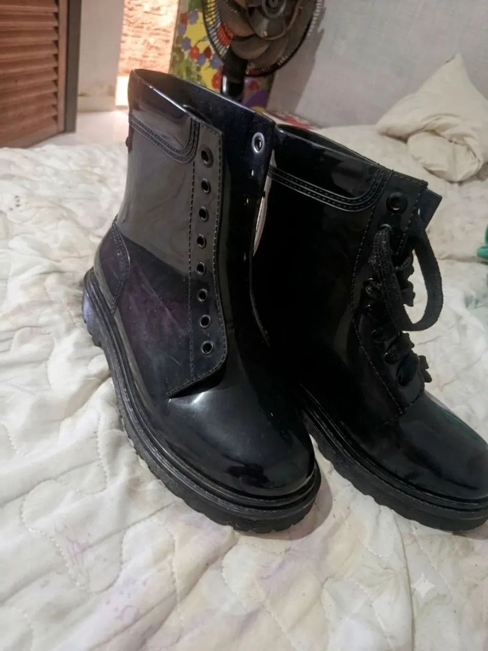 Conjunto de coturno e Bolsa de ombro 