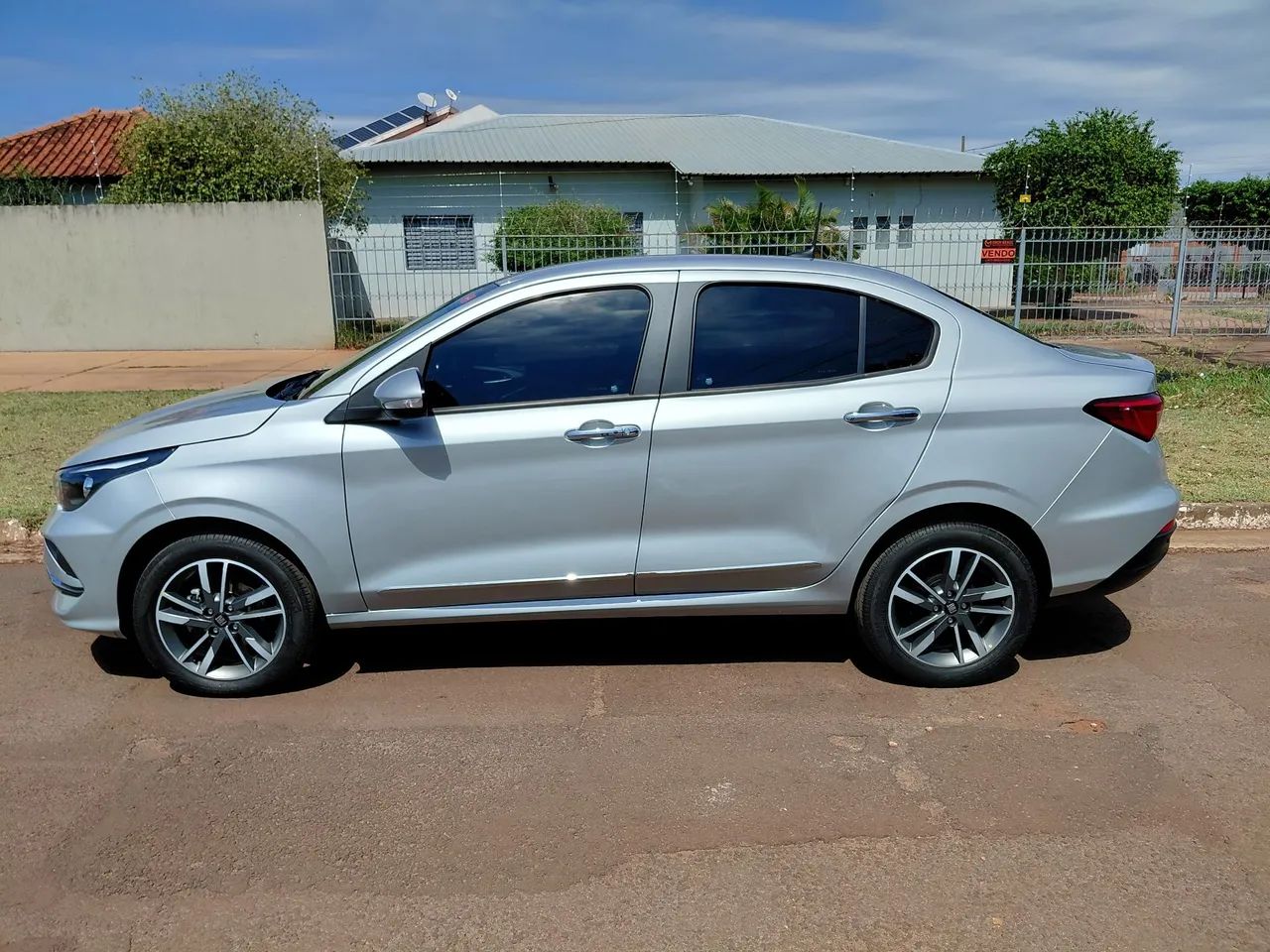 Fiat Cronos Precision 1.3 16V Flex Aut. 2024 - Foto 2