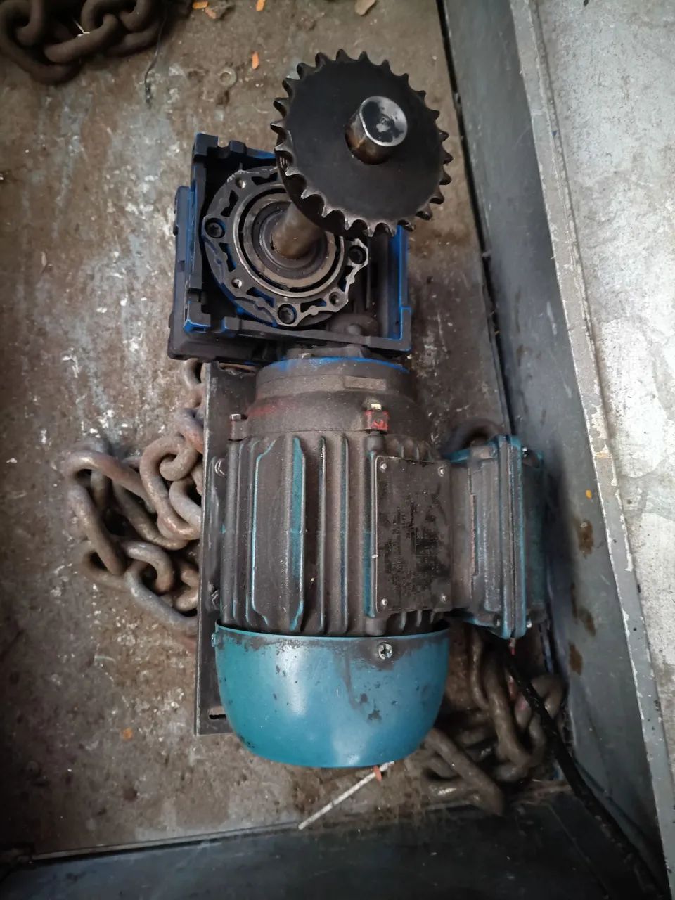 Motor elétrico com redutor  - Foto 2