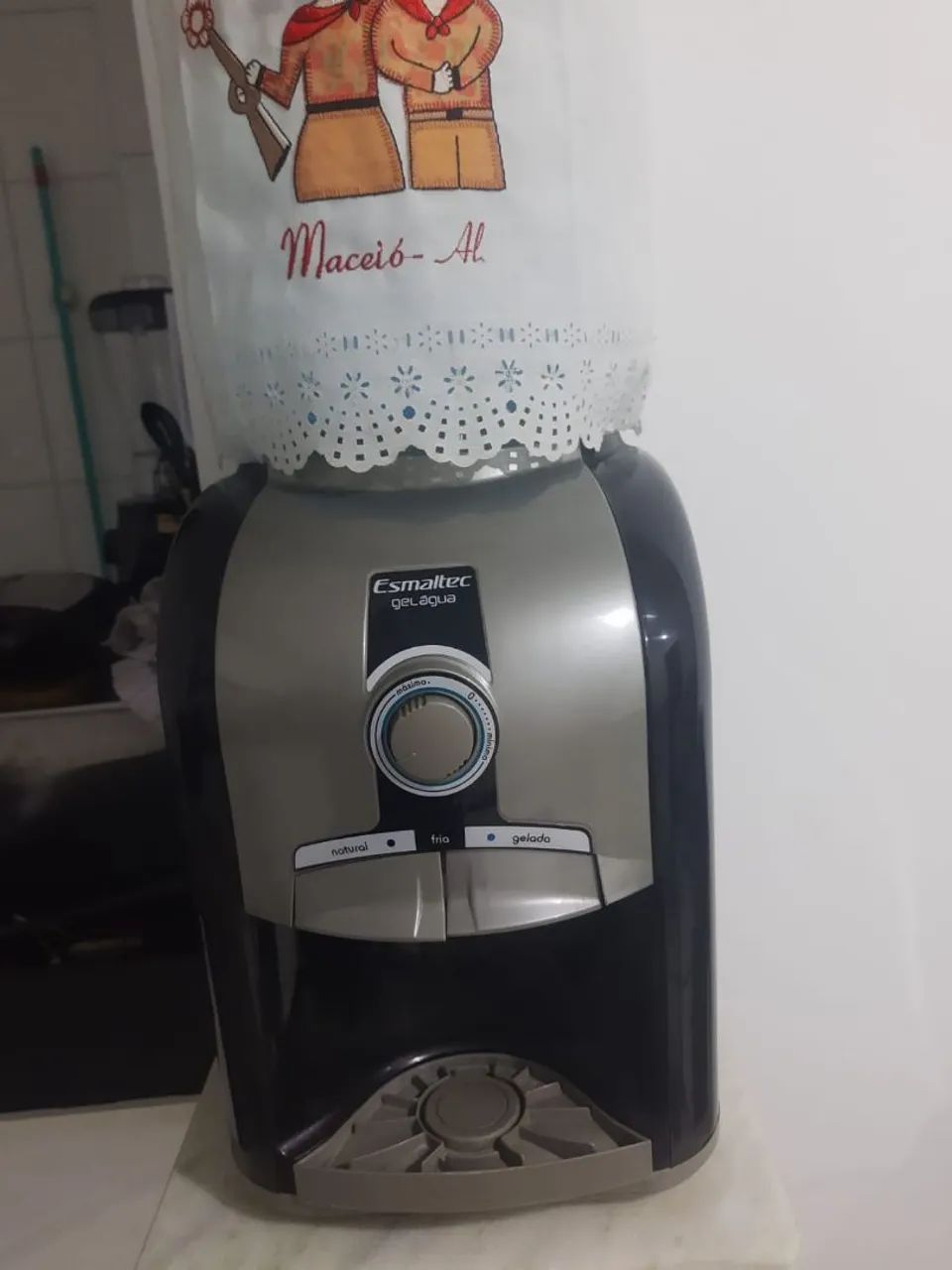 Gelágua Esmaltec 