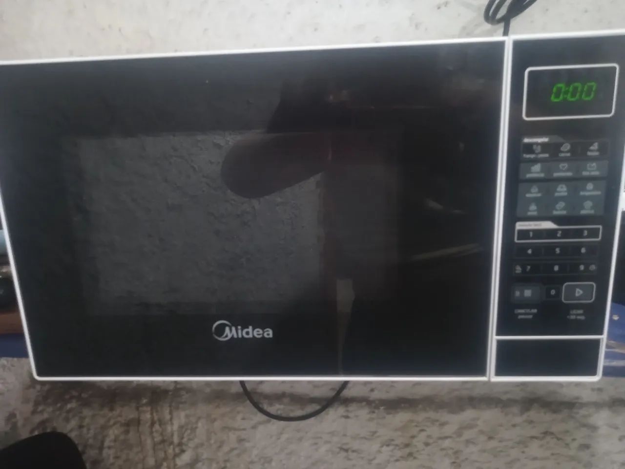 Microondas Mideia 20 litros 127v