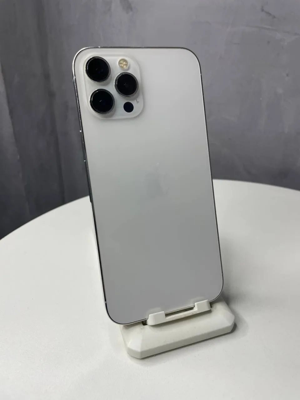 iPhone 12 Pro Max 128Gb / troco por iPhone 11 ou superior + volta