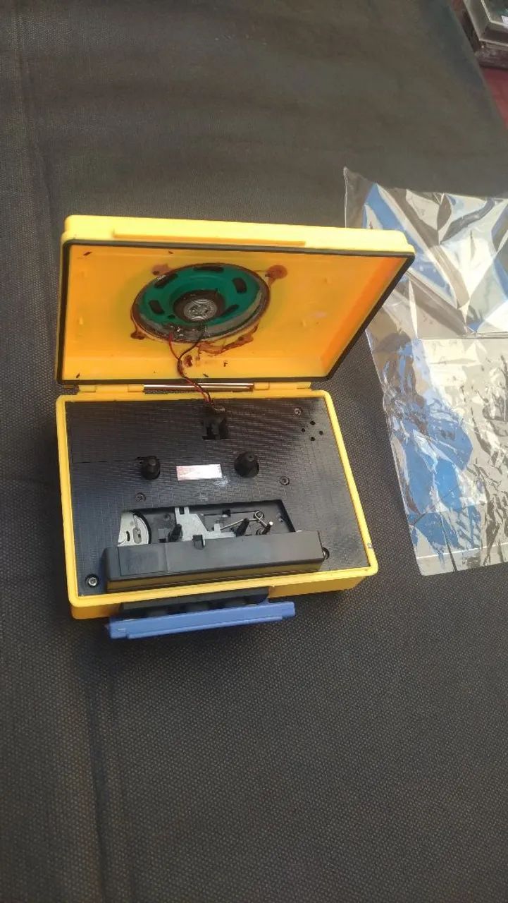 Walkman amarelo, original, no estado, nao funciona. E outros! - Foto 4