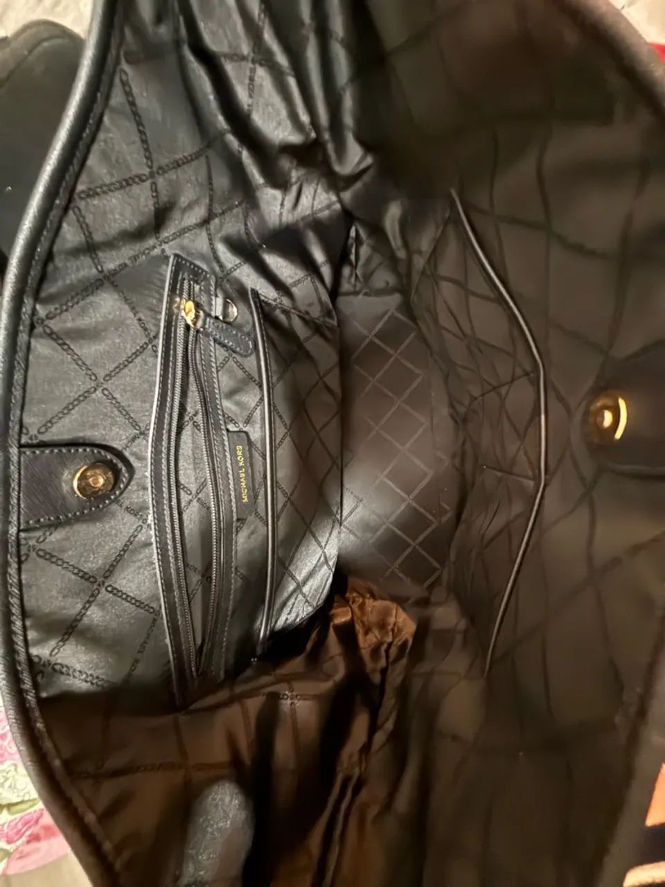 Bolsa Michael kors- Grande -usada 2 vezes - Foto 3