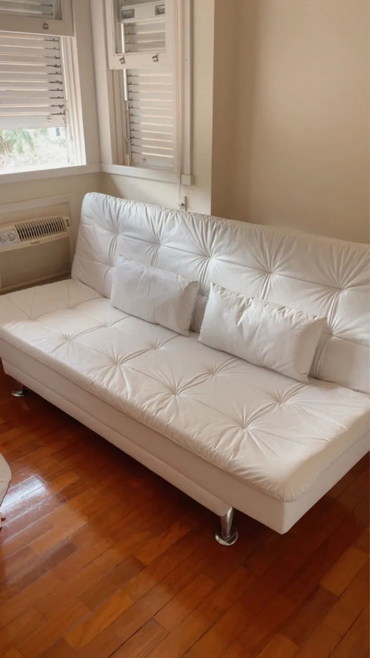 Vendo sofá cama 3 lugares branco - Foto 3