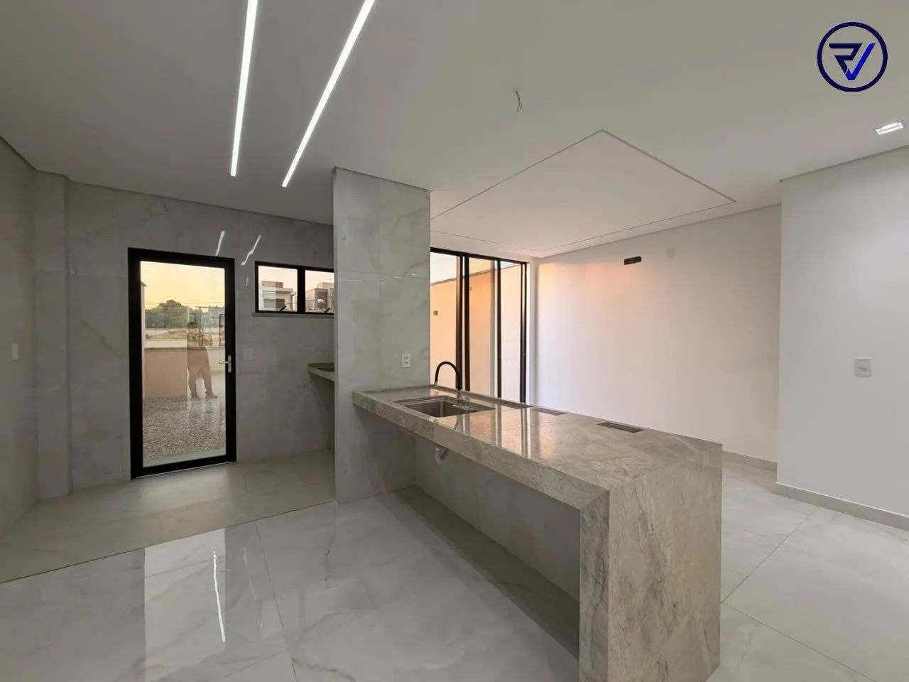 Excelente casa duplex no Eusebio - Foto 5