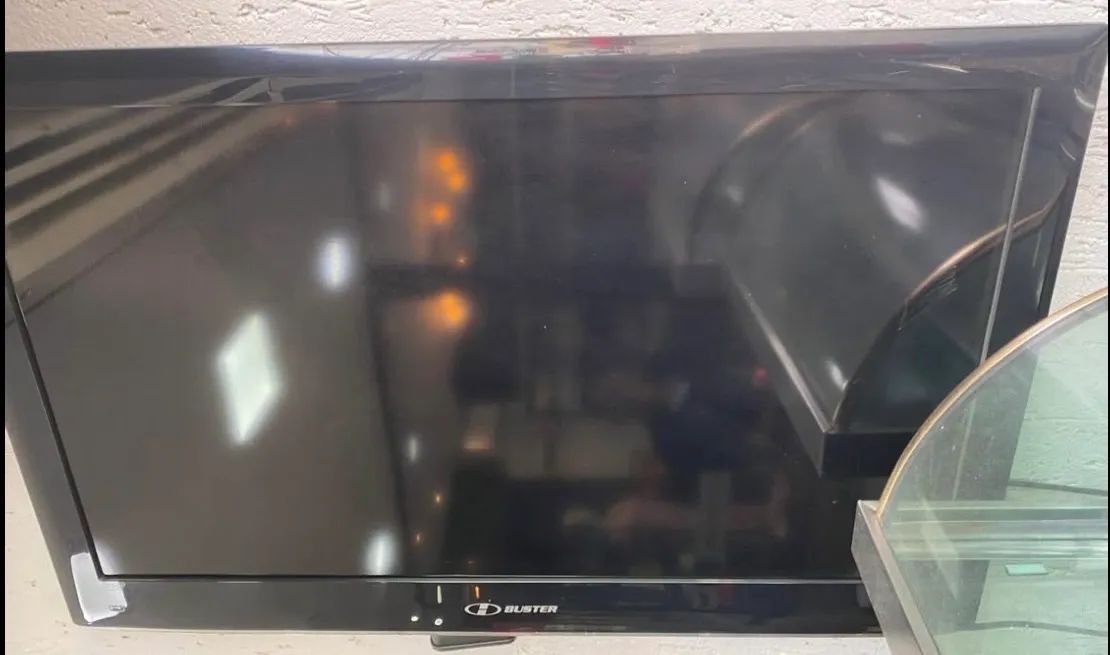 Televisão 42 polegadas