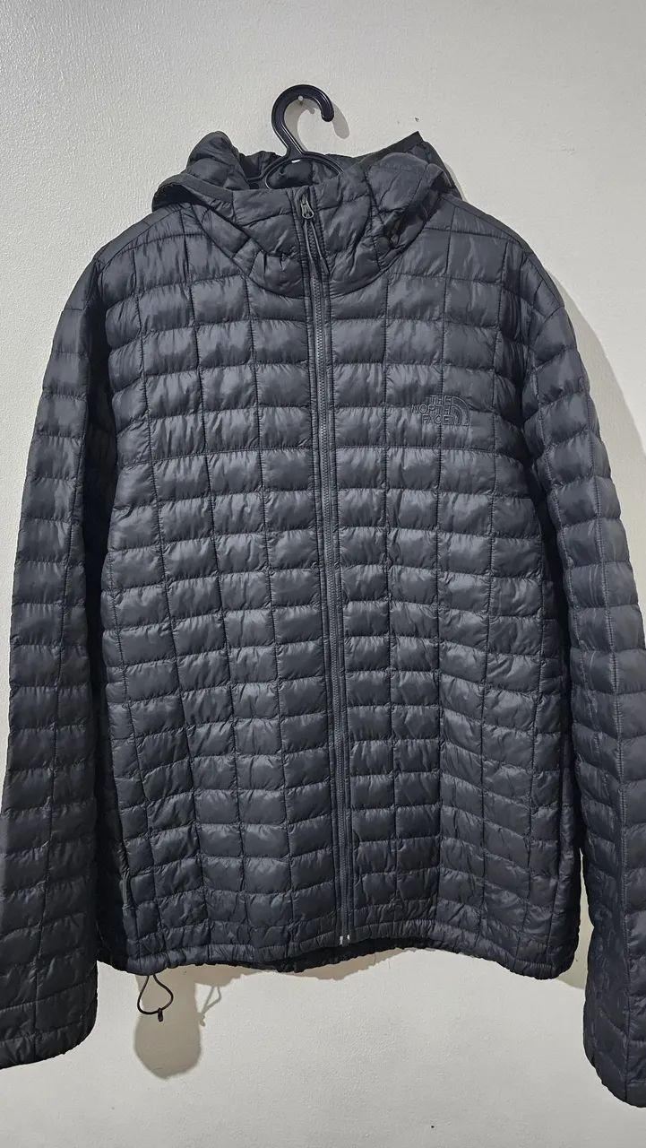 Jaqueta the north face thermoball com capuz 