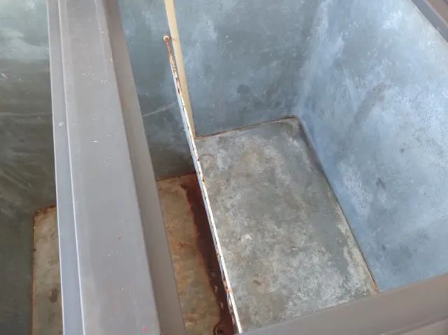 Freezer horizontal ESMALTEC 300 litros - Foto 4