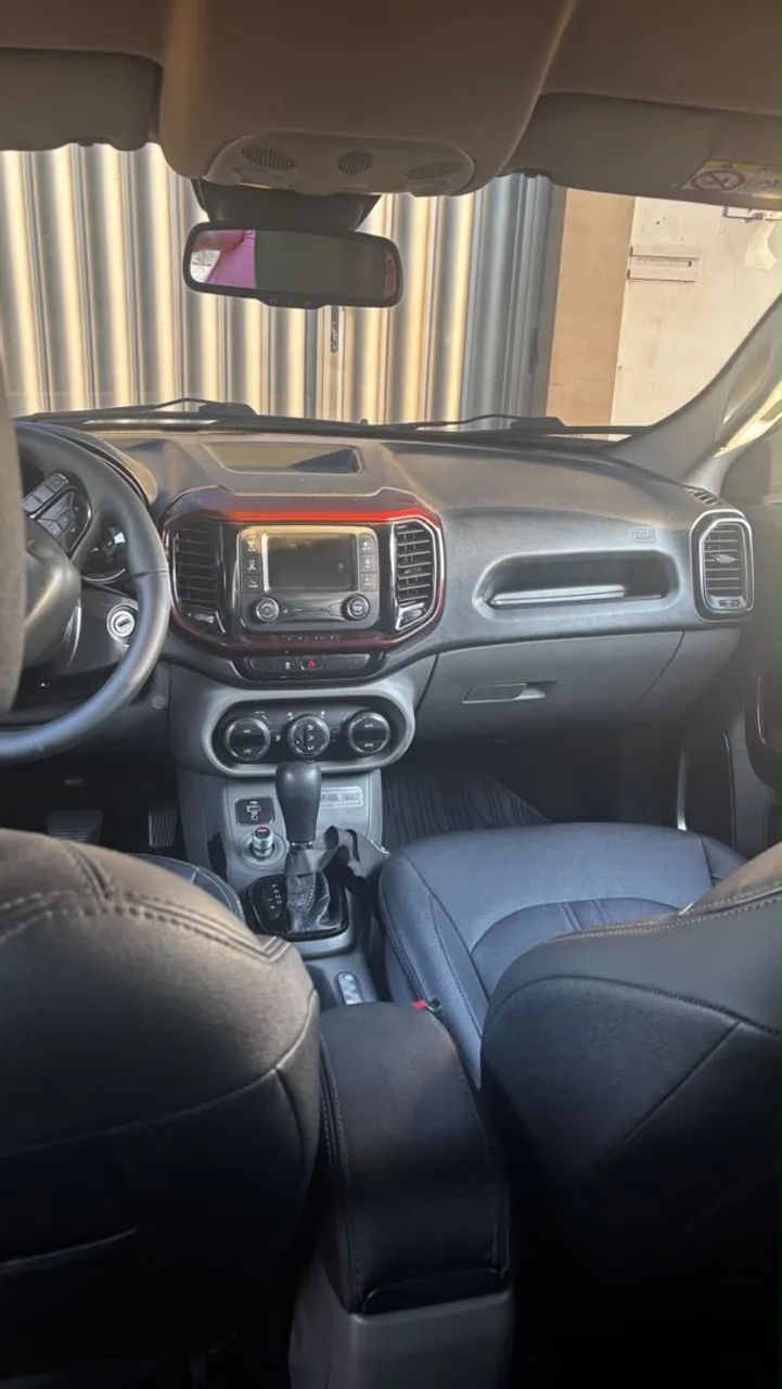 Fiat Toro Opening ED. Plus 1.8 16V Flex Aut. 2017 - Foto 4