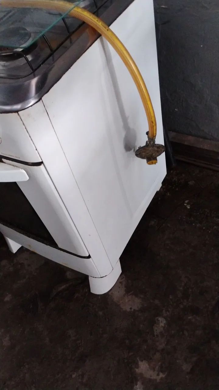 Fogão Esmaltec tradicional de 4 bocas . - Foto 4
