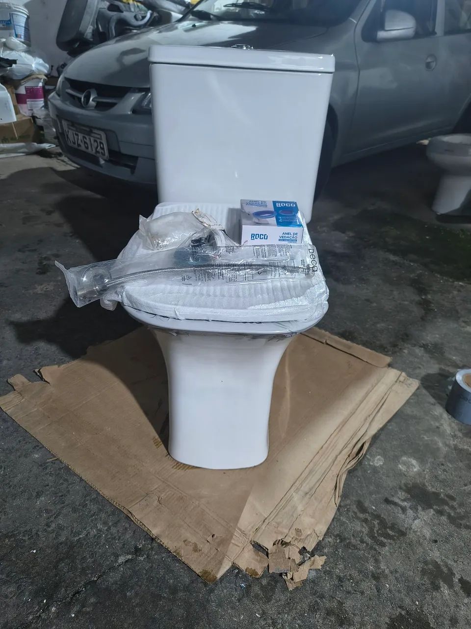 Bacia acoplada Deca polo completa com assento termofixo 1