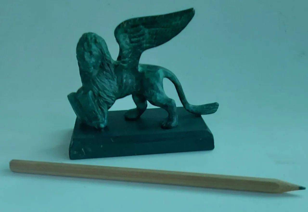 ESTATUETA DO LEÃO DA CIDADE DE LYON. 