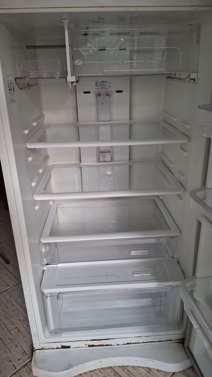 Geladeira Eletrolux Frostfree  - Foto 4