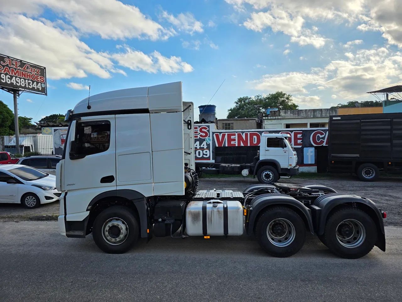 MB Actros modelo 2651 S 6x4 ano 2023 de unico dono pouco uso baixo km rodado  - Foto 4