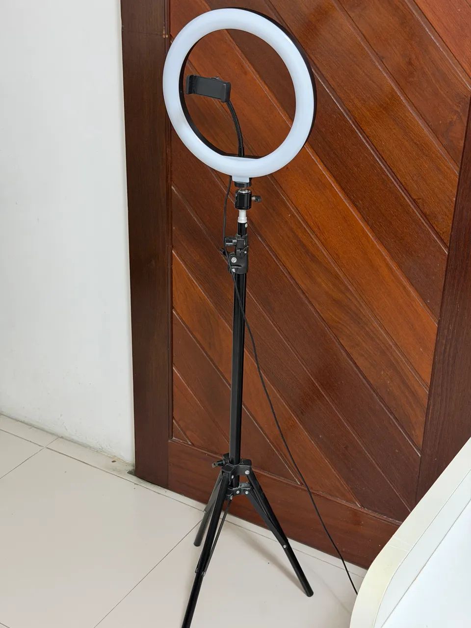 tripe com ring light grande  - Foto 2