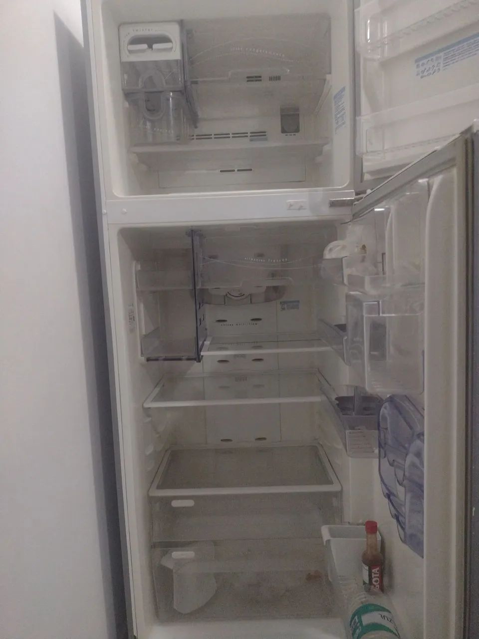 Vendo geladeira Eletrolux  - Foto 3