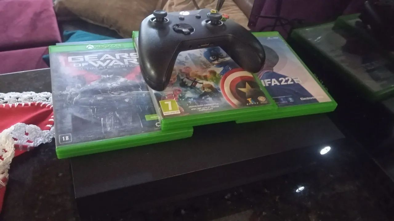 Xbox one x 1 TB  - Foto 2