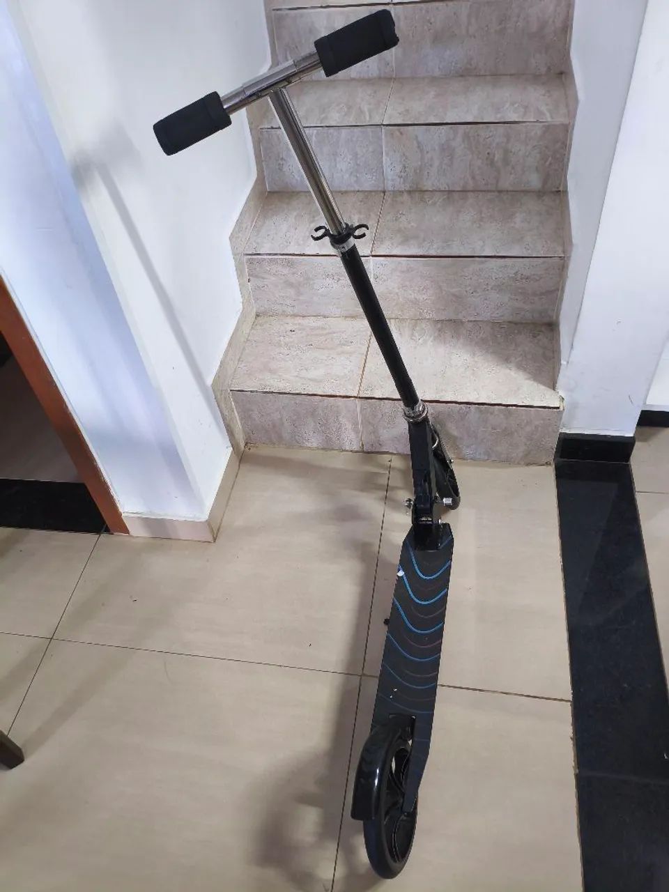 Patinete Infanto Juvenil, 2 rodas dobrável. - Foto 2