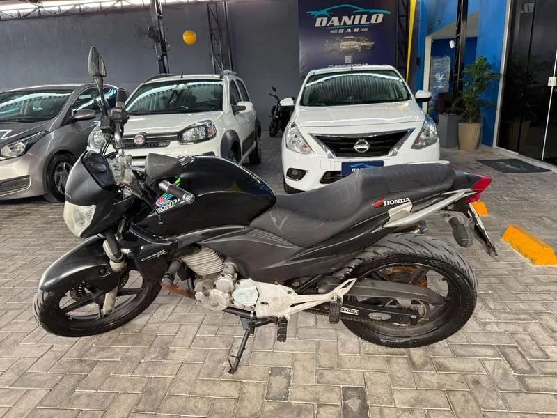 HONDA CB 300R 2013 - Foto 4