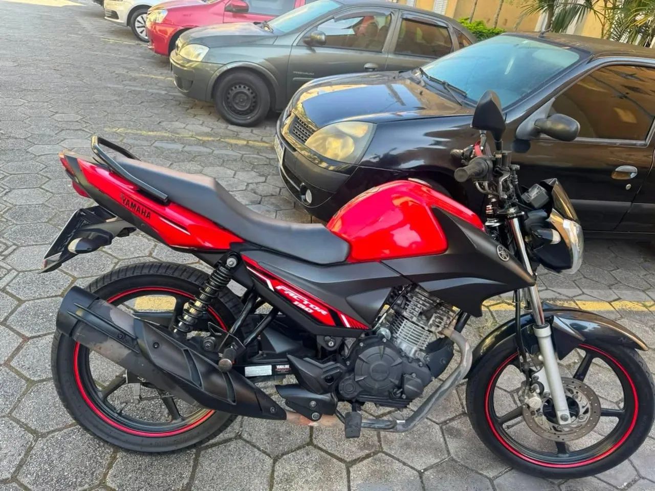 Moto Yamaha factor - Foto 2
