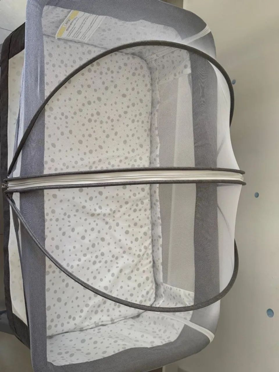 Vendo Berço Portátil Moises Co-bed Com Balanço Mosquiteiro e Cesto Cinza - Kababy - Foto 3
