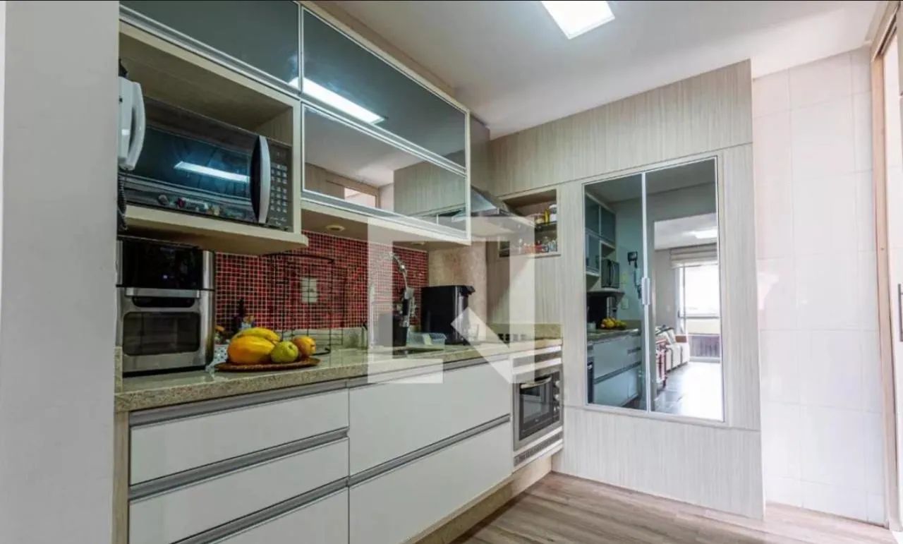 Alugo direto com proprietário 