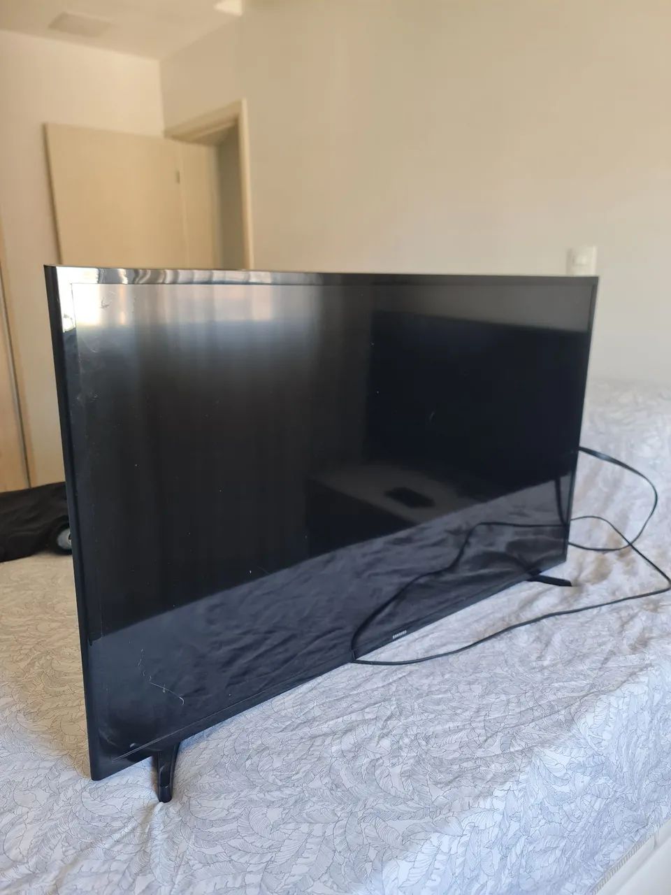 Vendo TV Samsung 43" tela plana
