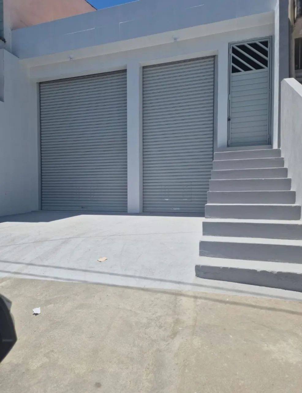 Aluga-se galpão 6 X 15 (90 m²) 