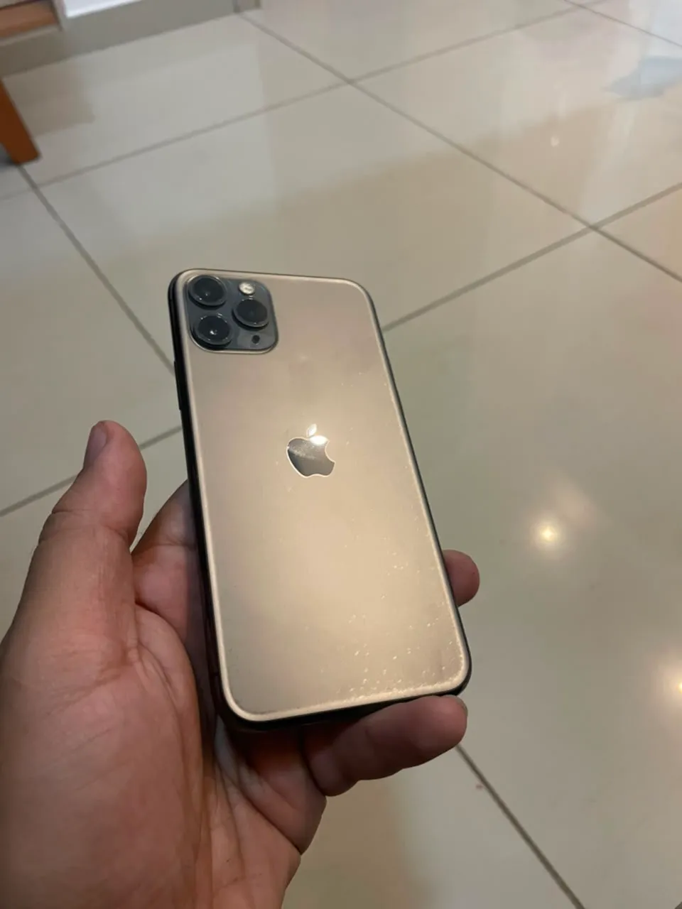 Apple iPhone 11 Pro ゴールド 512GB iPhone 11 Pro Max 512GB GOLD