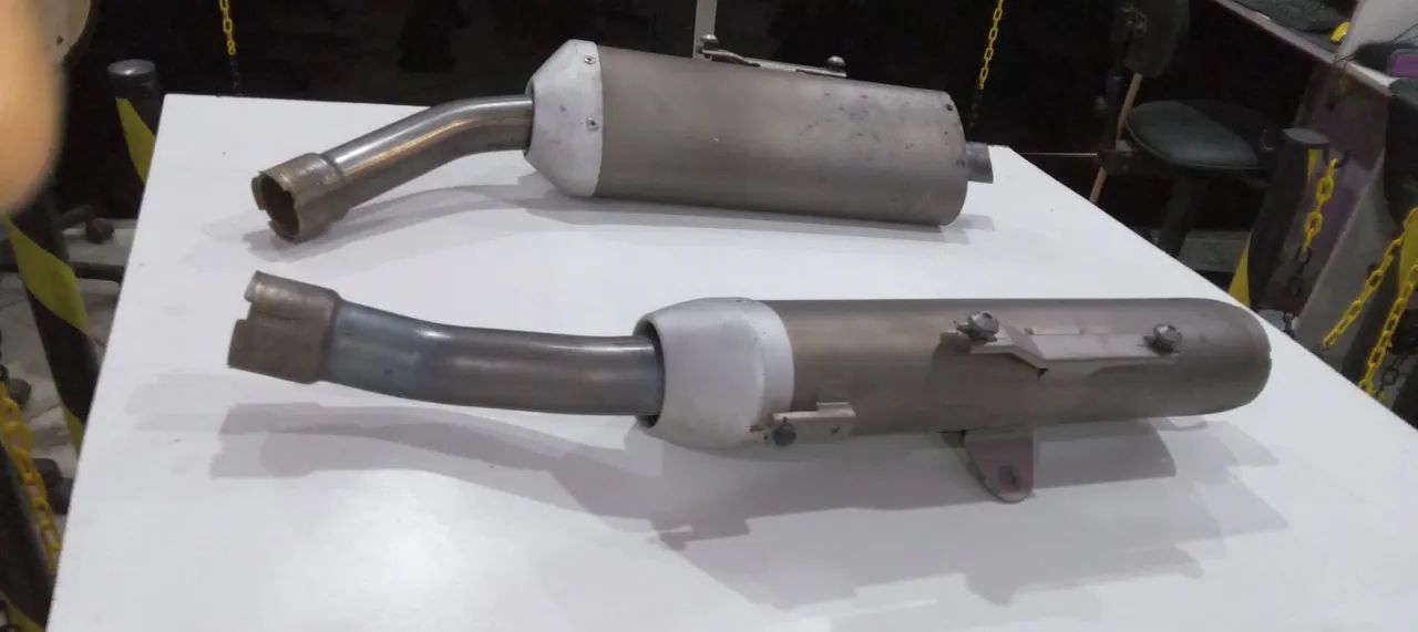 Par de Ponteira do cano da Yamaha R1 2007 2008 original  - Foto 6