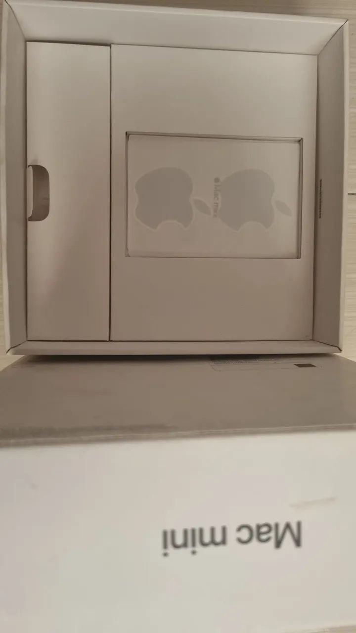 Caixa Mac mini